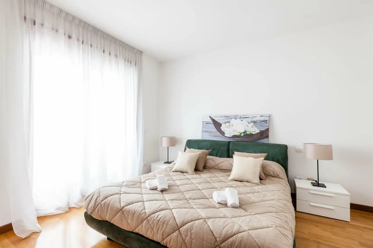 Ferienwohnung Attico Ai Cedri Verona Apartment