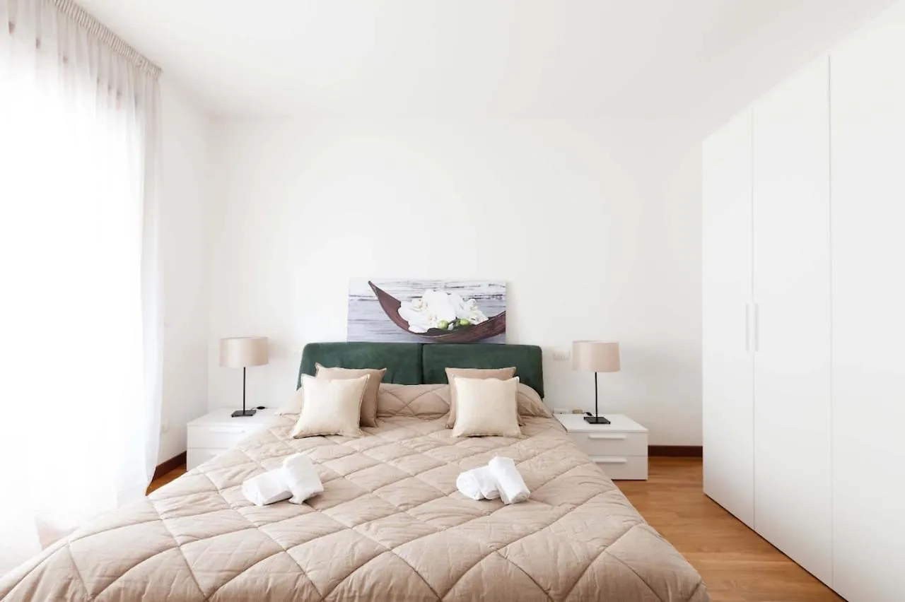 Ferienwohnung Attico Ai Cedri Verona 0*,  Italien