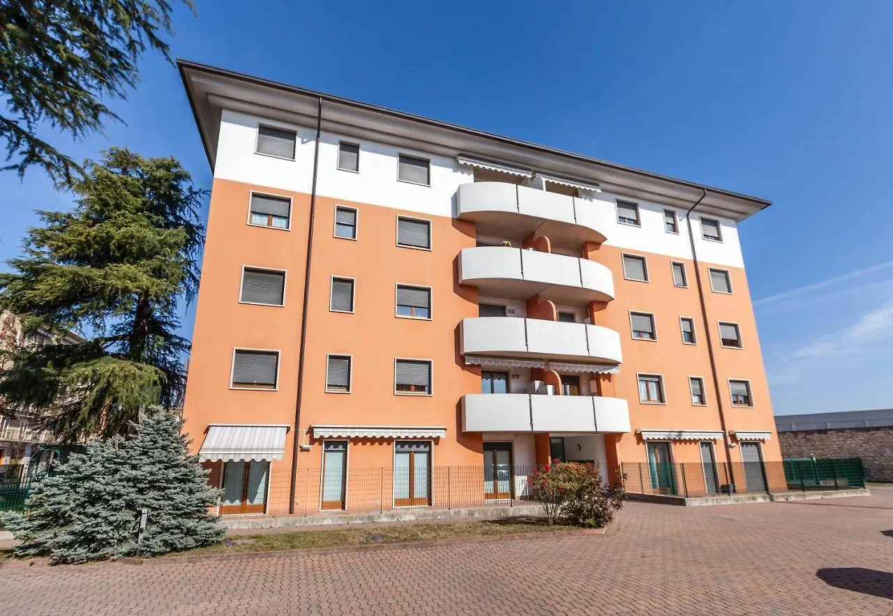 Apartment Ferienwohnung Attico Ai Cedri Verona